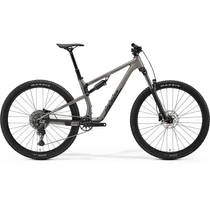MERIDA ONE-TWENTY 300 SZÜRKE/FEKETE