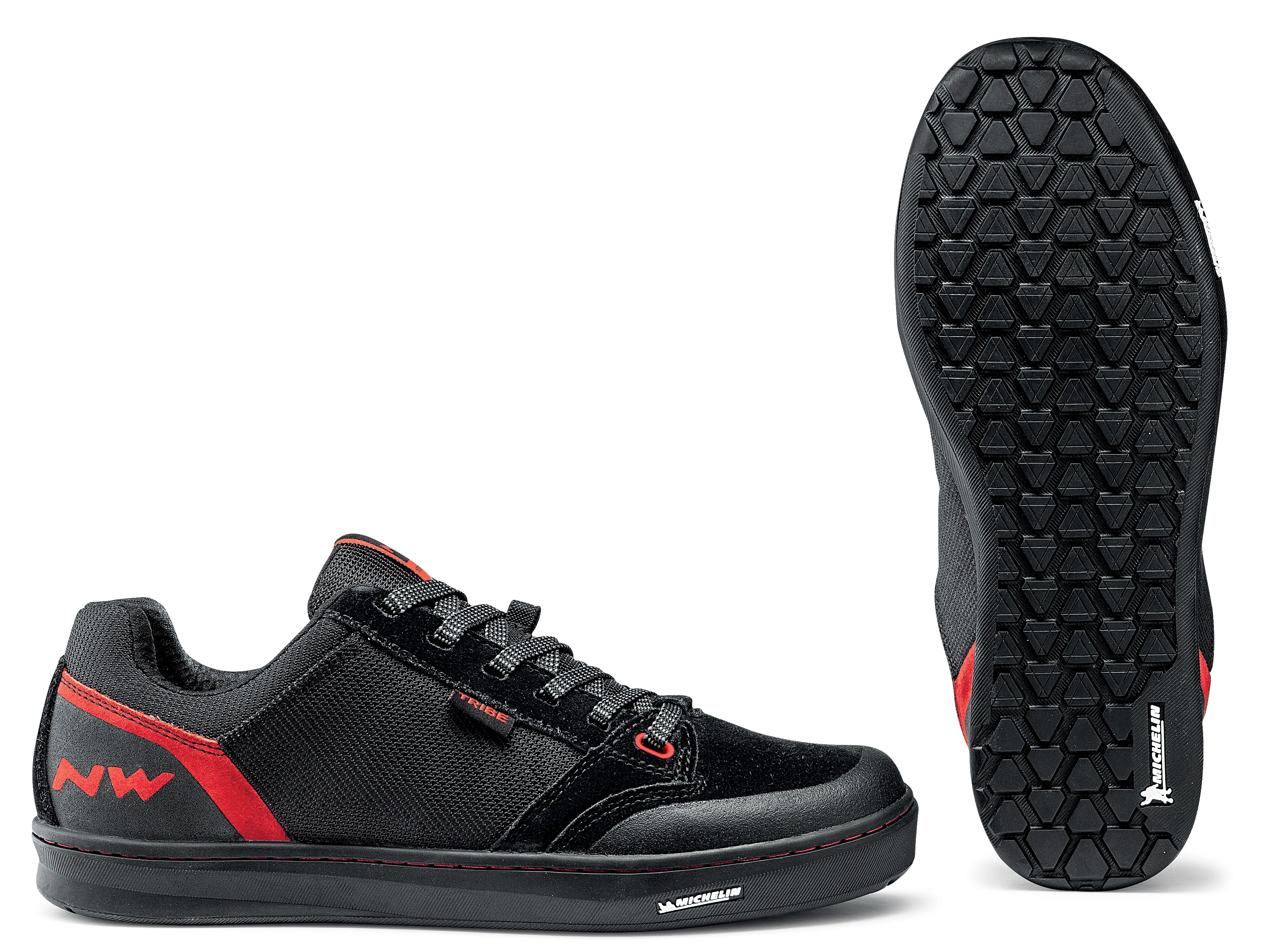 Cipő NORTHWAVE FLAT TRIBE 41 fekete/piros taposó pedálhoz